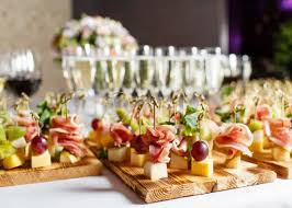 Plateau de bouchées cocktail gourmandes - 50 pieces